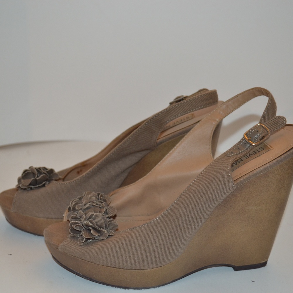 Steve Madden Wedges